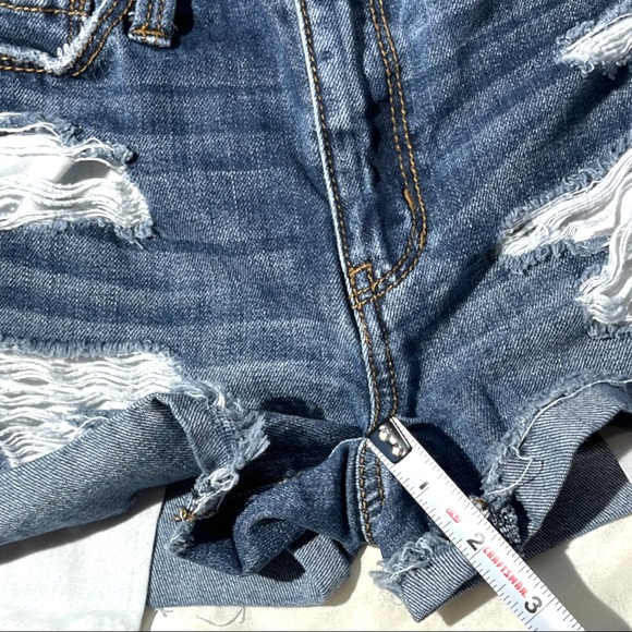 🟢5/$25 MUDD Distressed Denim Jeans Shorts High Rise Shortie FlexStretch Sz 1 - Picture 16 of 16